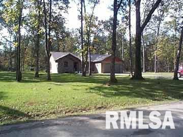 11211 Sam Pyle Bridge Road Benton, IL 62812 - Photo 3 of 3