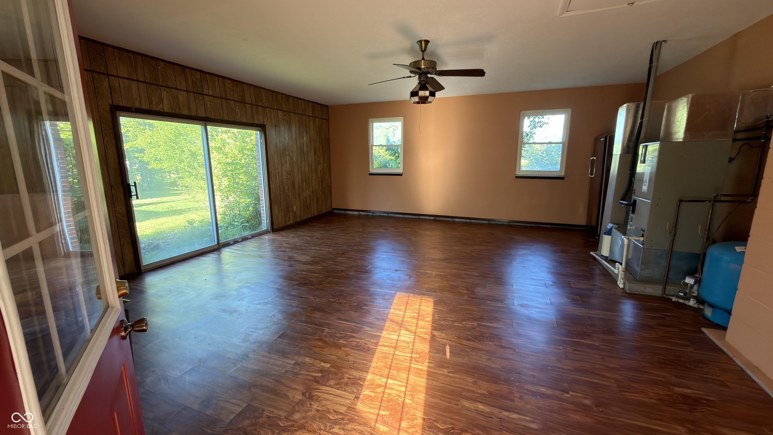12296 Highway 63 Clinton, IN 47842 - Photo 9 of 39
