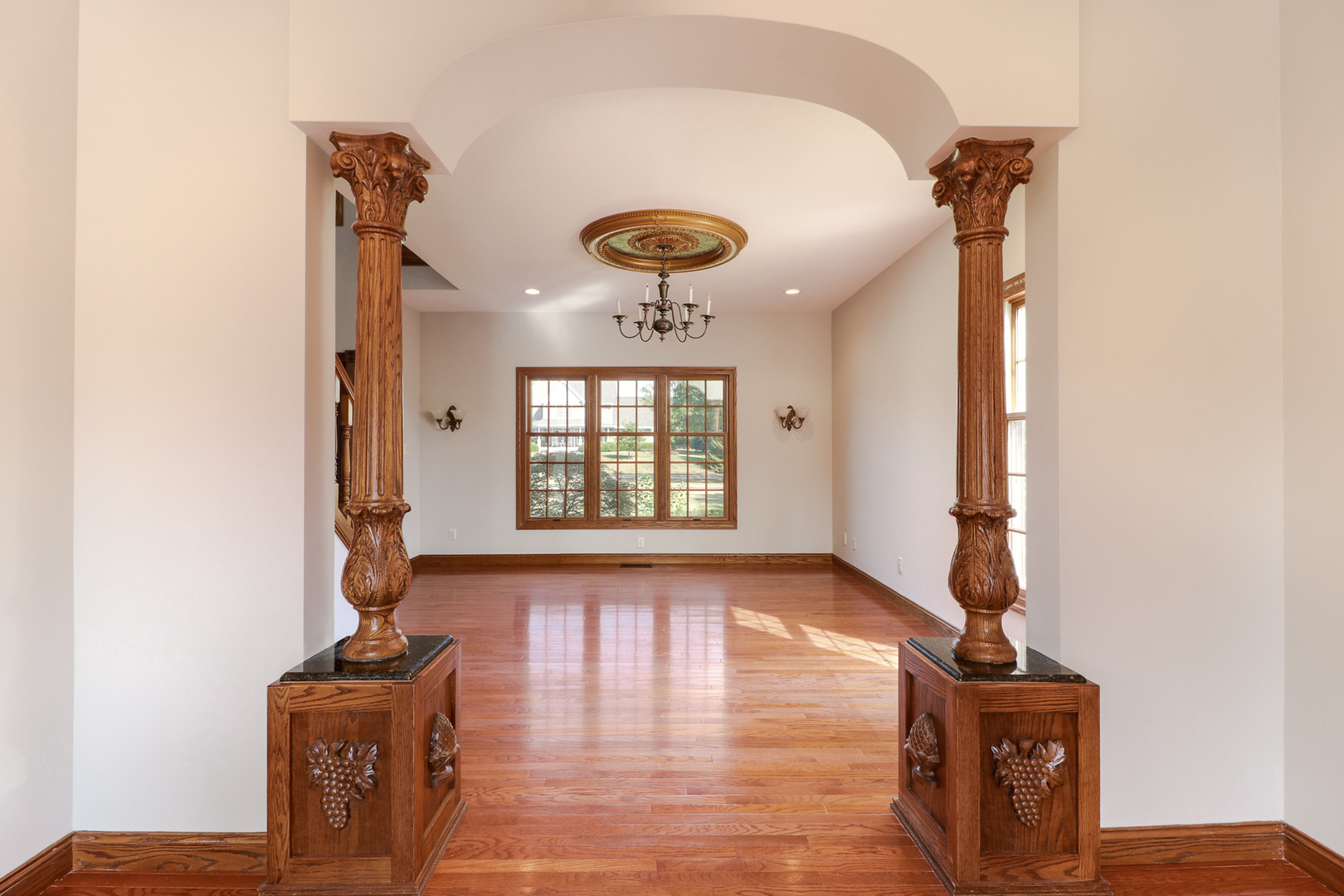 16213 Bush Boulevard Bloomington, IL 61705 - Photo 14 of 59