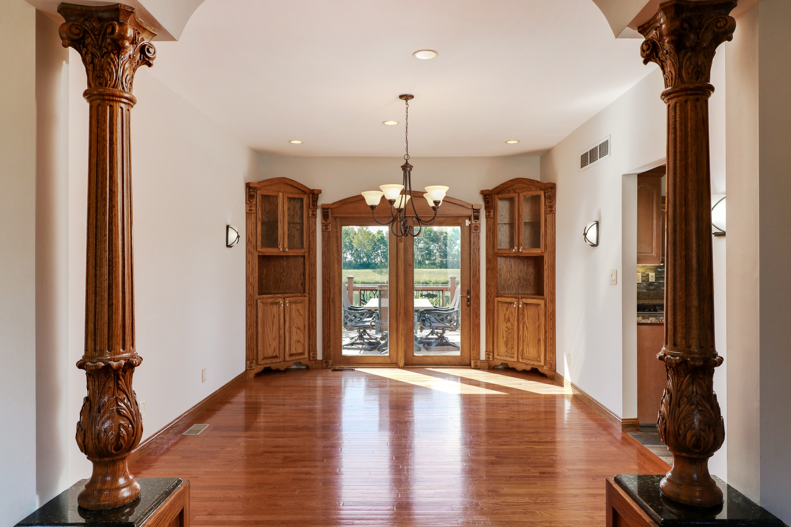 16213 Bush Boulevard Bloomington, IL 61705 - Photo 15 of 59