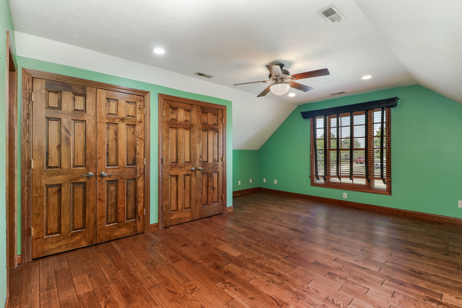 16213 Bush Boulevard Bloomington, IL 61705 - Photo 35 of 59