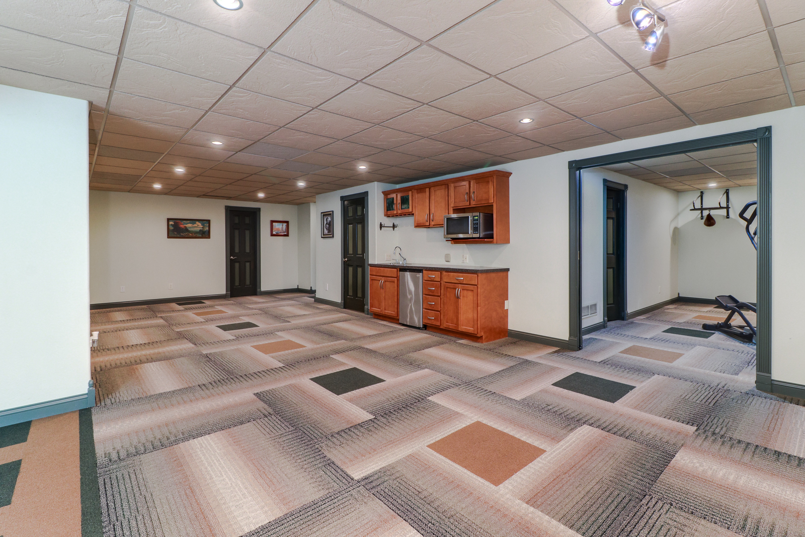 16213 Bush Boulevard Bloomington, IL 61705 - Photo 42 of 59