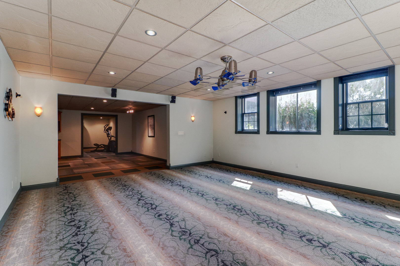 16213 Bush Boulevard Bloomington, IL 61705 - Photo 44 of 59