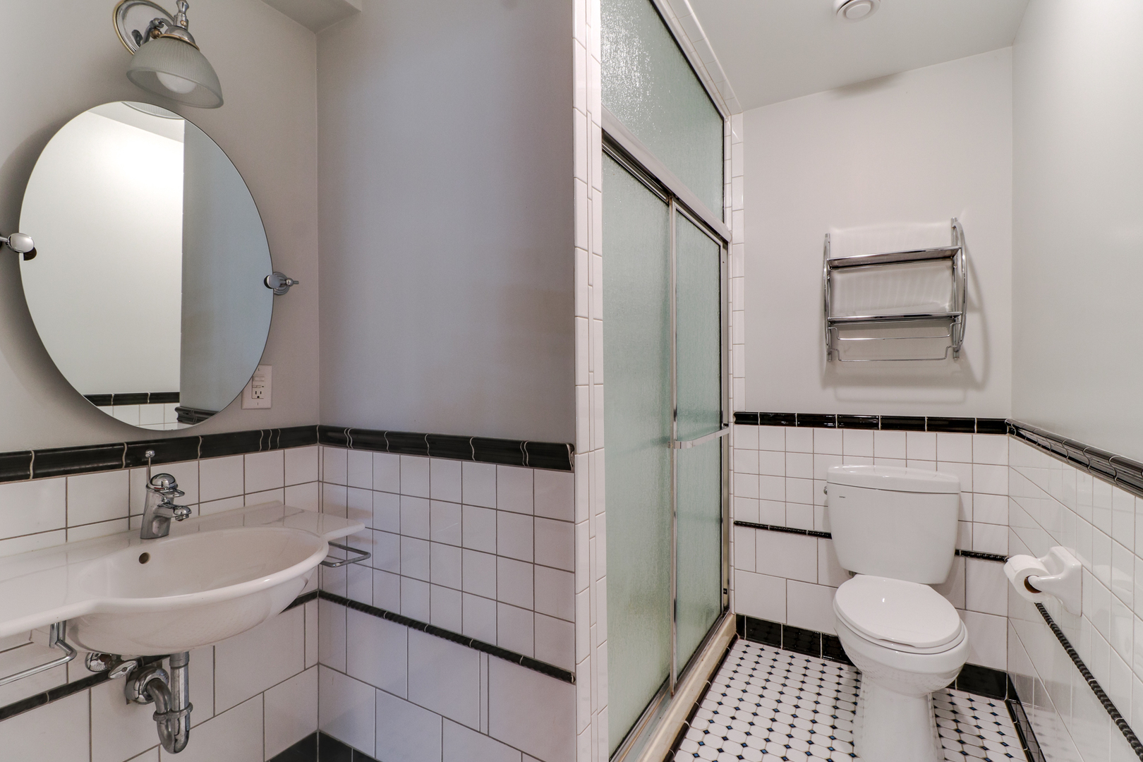 16213 Bush Boulevard Bloomington, IL 61705 - Photo 46 of 59