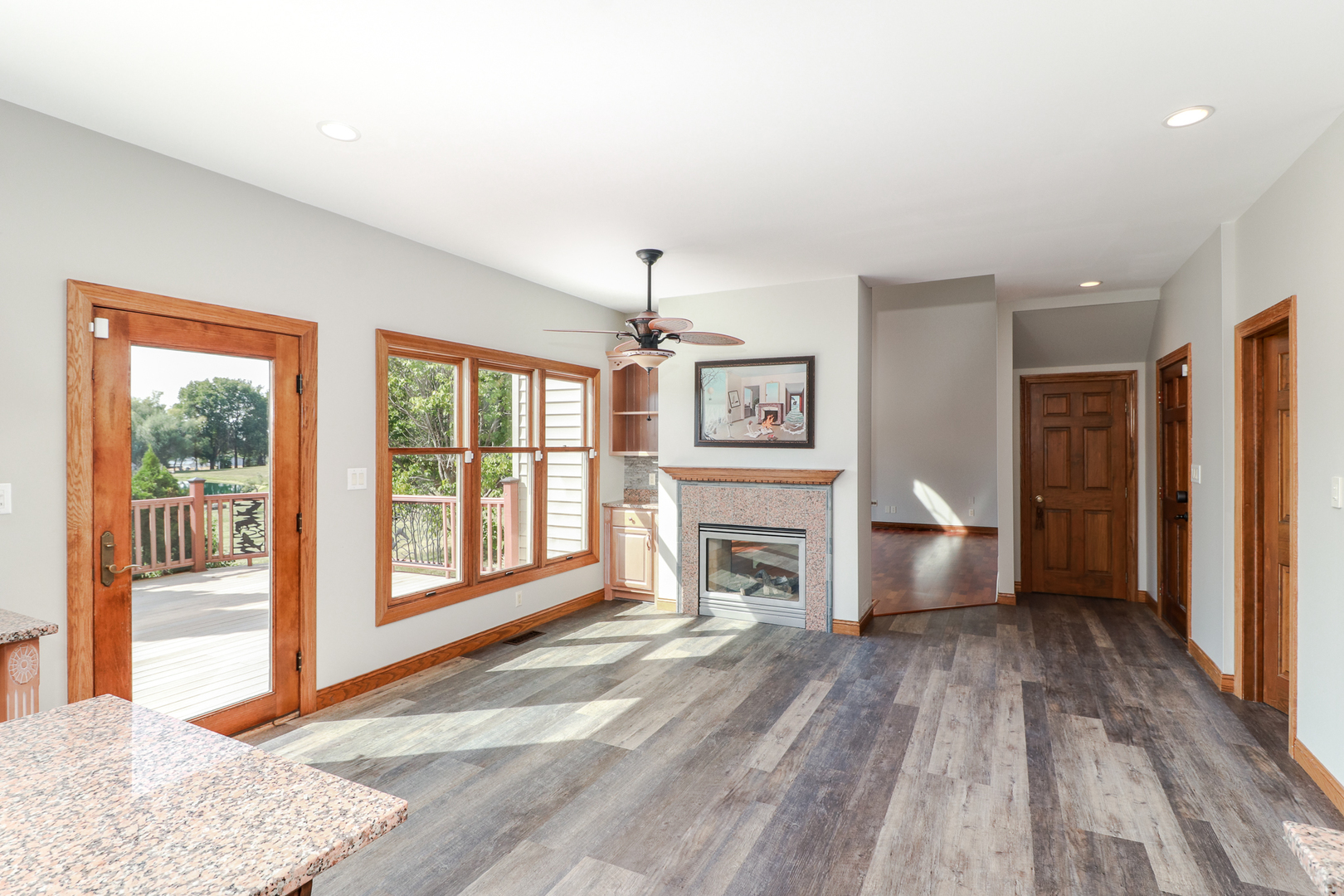 16213 Bush Boulevard Bloomington, IL 61705 - Photo 7 of 59