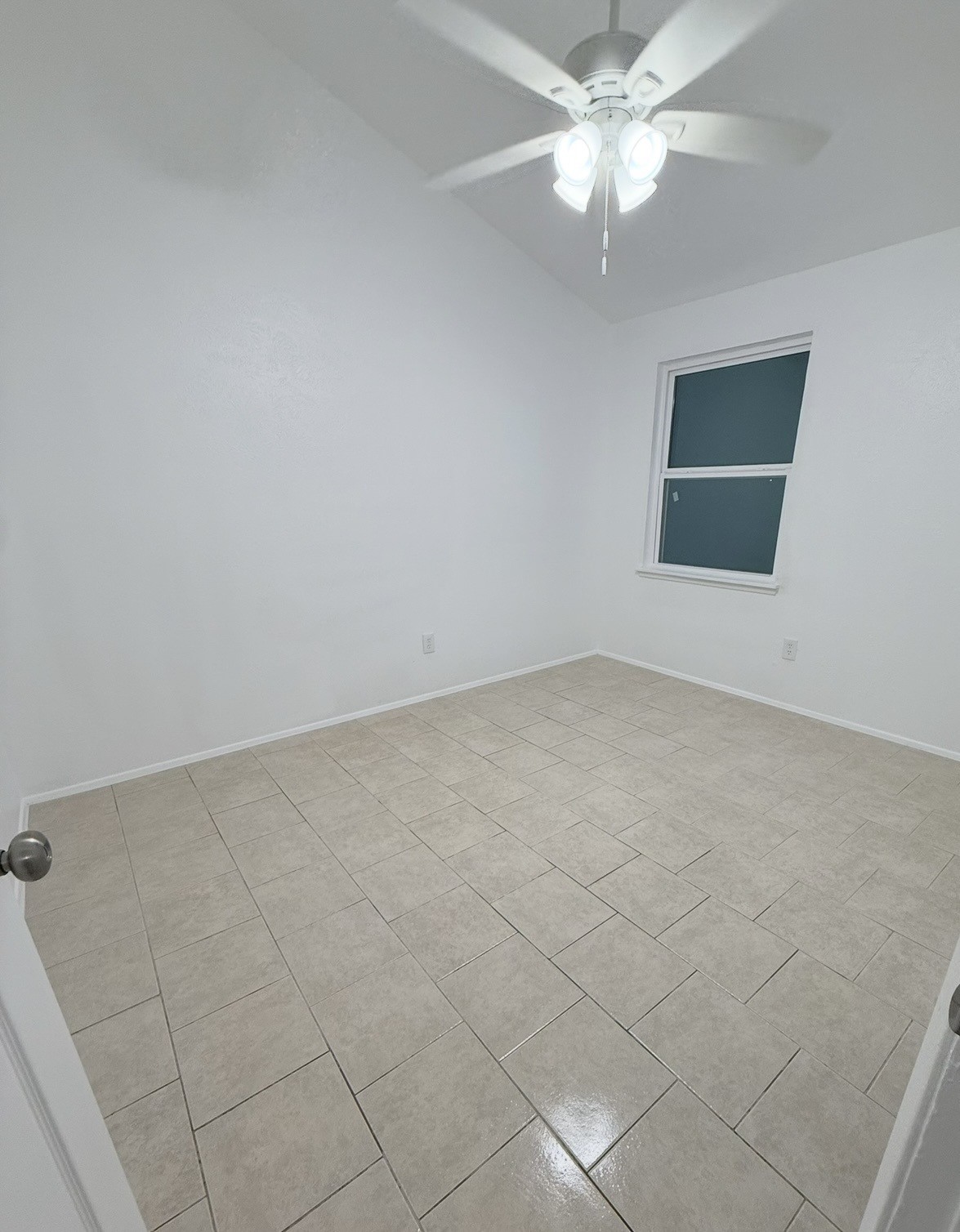 24410 Kennedy Ranch Drive Hockley, TX 77447 - Photo 19 of 20 Secondary bedroom.