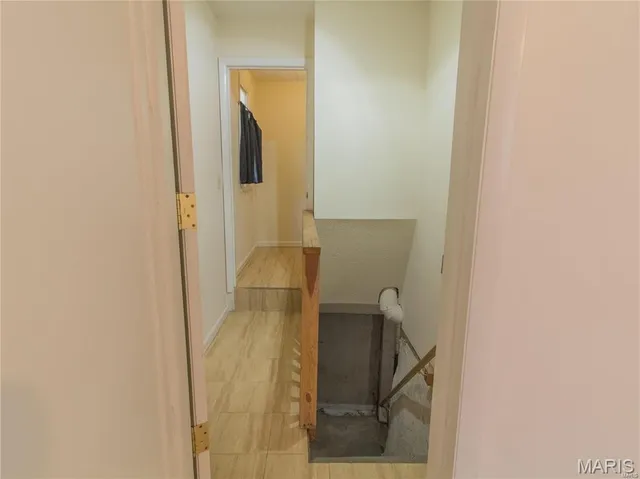 $1,800 | 7410 Hoover Avenue, St. Louis, MO 63117