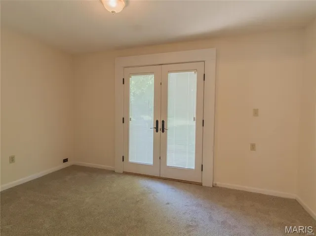 $1,800 | 7410 Hoover Avenue, St. Louis, MO 63117