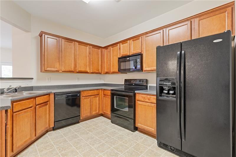 6030 Bentley Way Cumming, GA 30040 - Photo 9 of 33