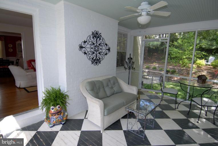 5001 34th Road North Arlington, VA 22207 - Photo 24 of 30 Delightful Screened in Porch!