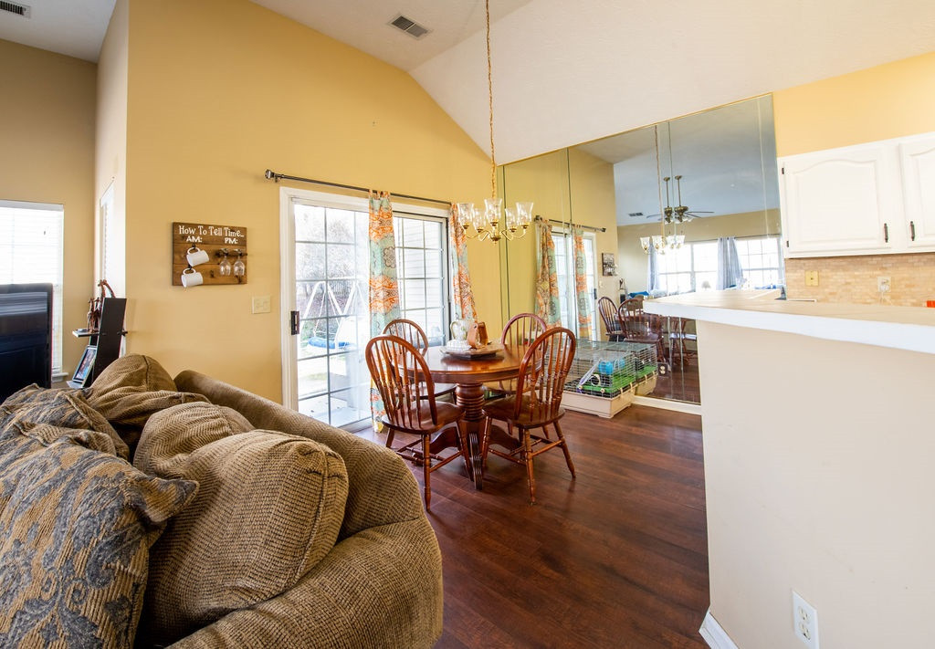 6348 Hampton Ridge Drive Florence, KY 41042 - Photo 9 of 28 Gallery Image 9