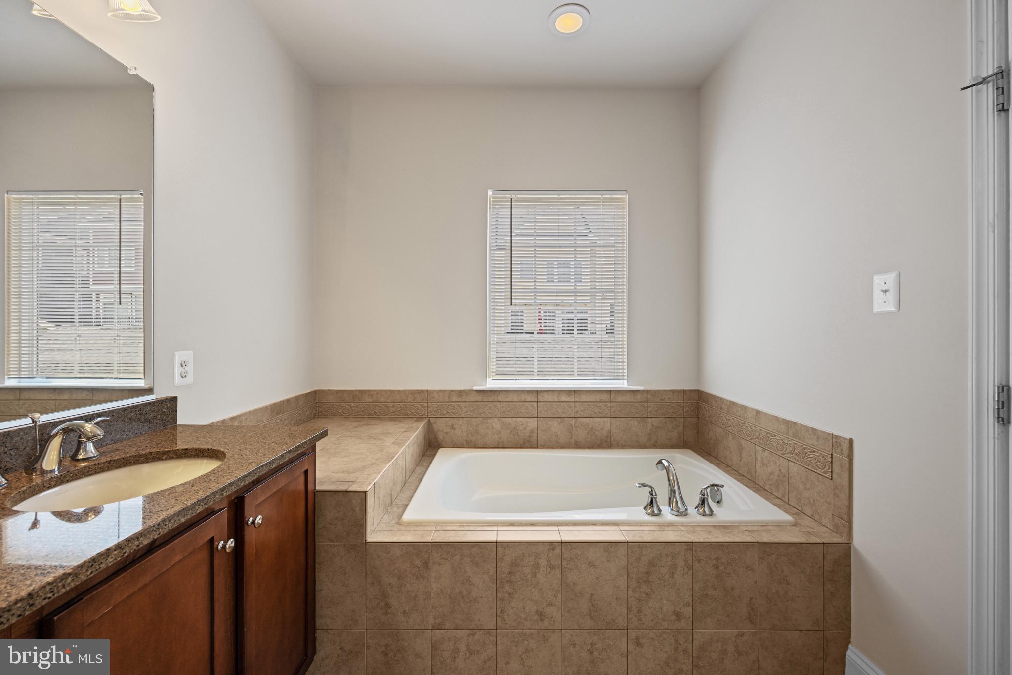 6126 Edward Hill Road Ellicott City, MD 21043 - Photo 30 of 64 Primary Bathroom w/Soaking Tub