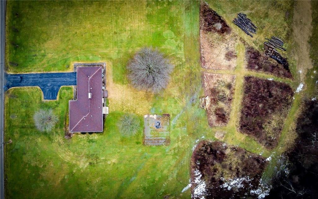 161 North Benbrook Road Butler, PA 16001 - Photo 25 of 25 a bird view of building and yard