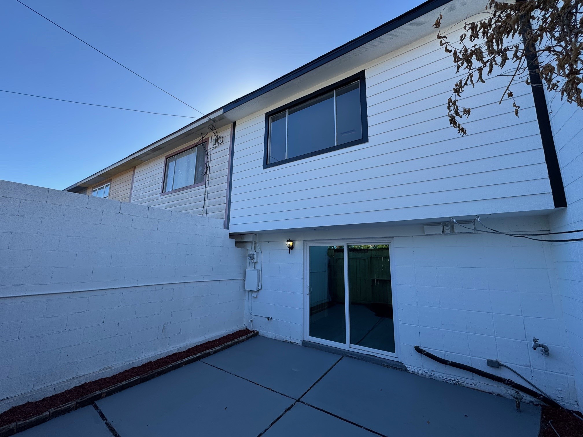9114 Kempwood Drive, Unit 9114 Houston, TX 77080 - Photo 16 of 16 a backyard of a house