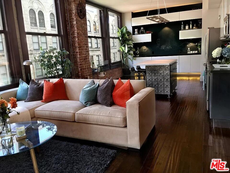 460 South Spring Street, Unit 1011 Los Angeles, CA 90013 - Photo 33 of 36 Gallery Image 33