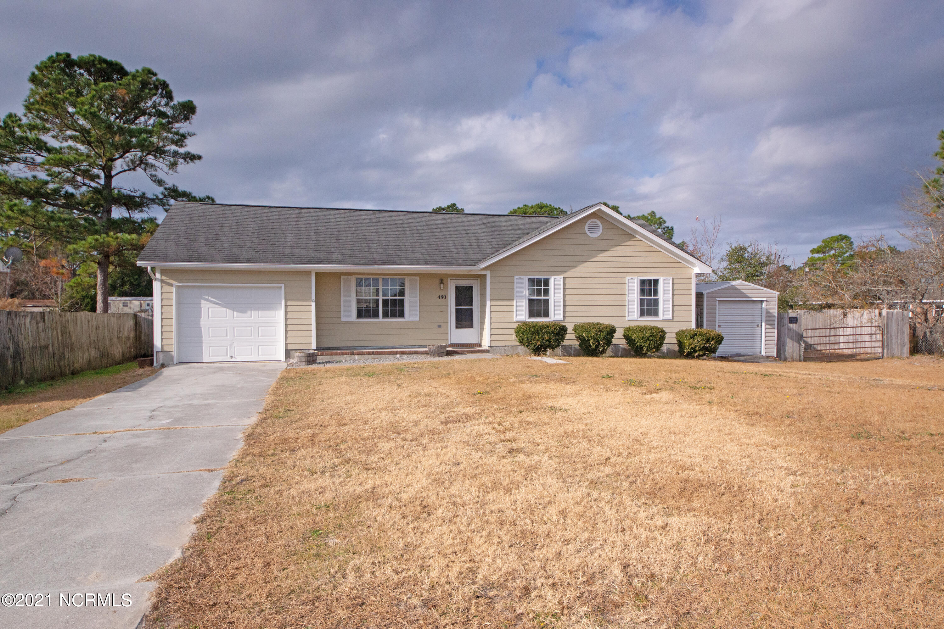 480 Sand Ridge Road Hubert, NC 28539 - Photo 3 of 40 DSC00102