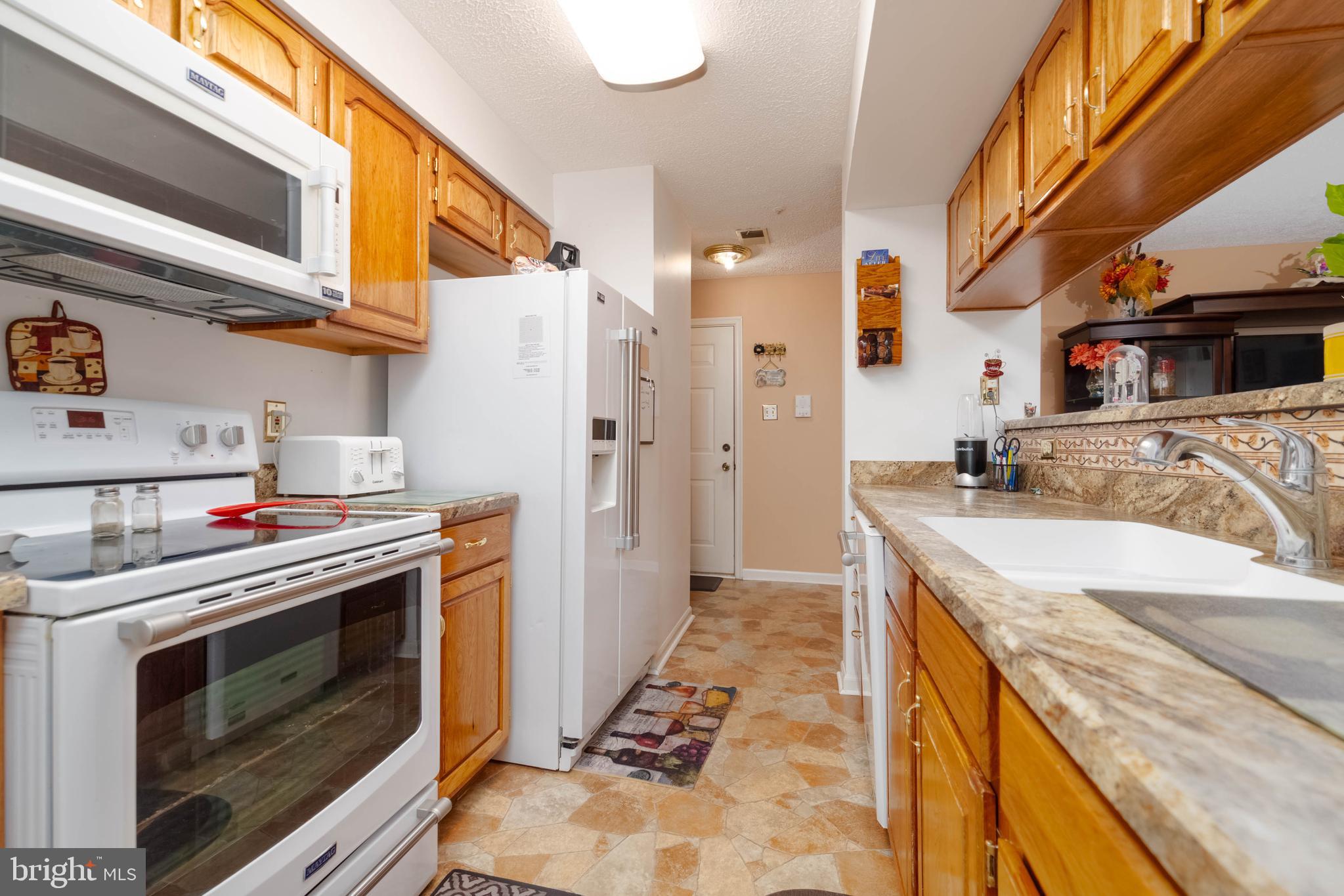 13 Locust Path Court, Unit 138 Nottingham, MD 21236 - Photo 9 of 29 Kitchen