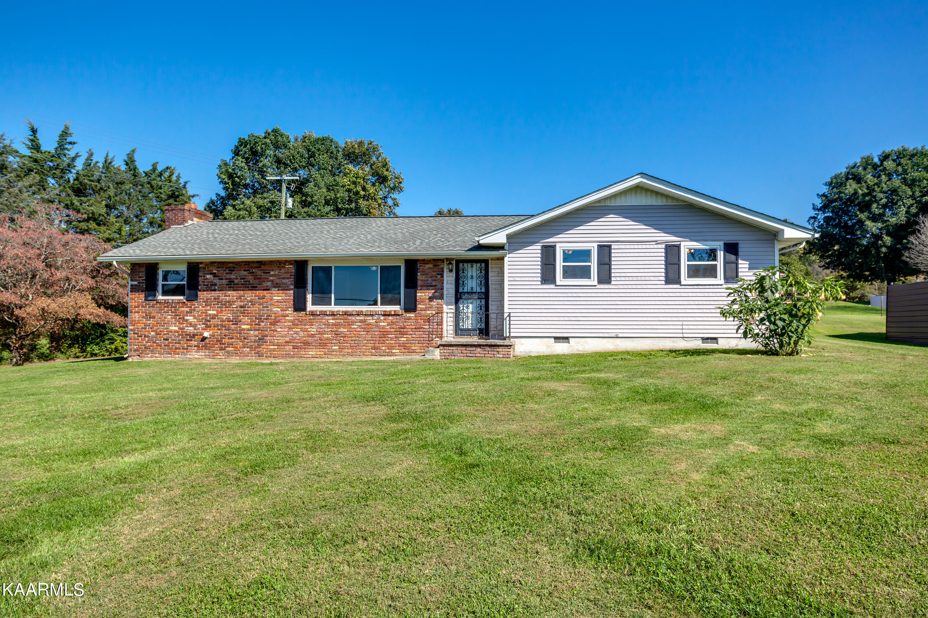 8100 Shelton Road Corryton, TN 37721 - Photo 3 of 25 8100 Shelton