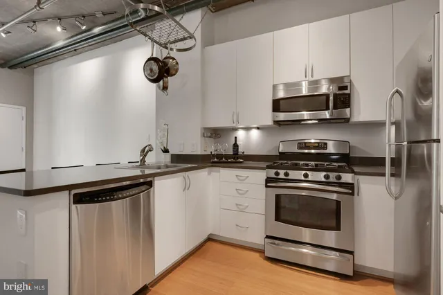 $2,850 | 1300 N Street Northwest, Unit 218, Washington, DC 20005