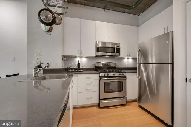 $2,850 | 1300 N Street Northwest, Unit 218, Washington, DC 20005