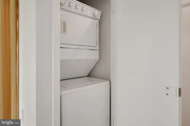 $2,850 | 1300 N Street Northwest, Unit 218, Washington, DC 20005