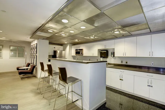 $2,850 | 1300 N Street Northwest, Unit 218, Washington, DC 20005