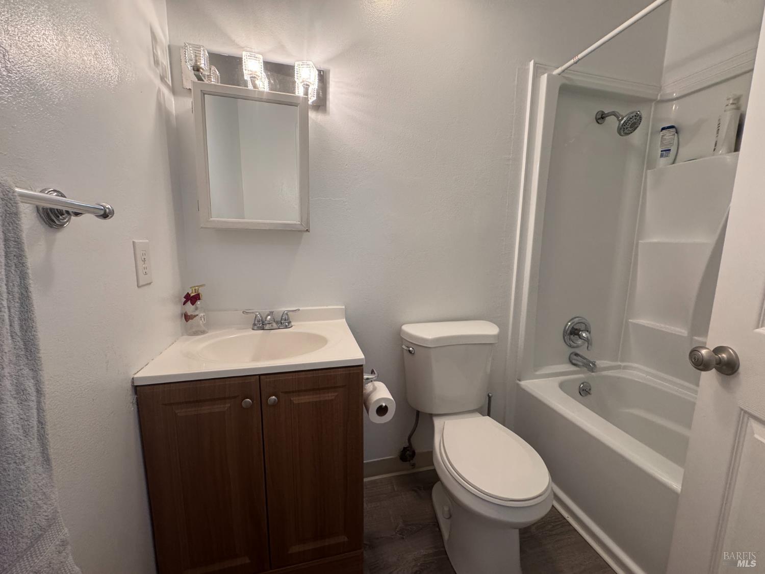 327 Bahia Lane San Rafael, CA 94901 - Photo 15 of 30