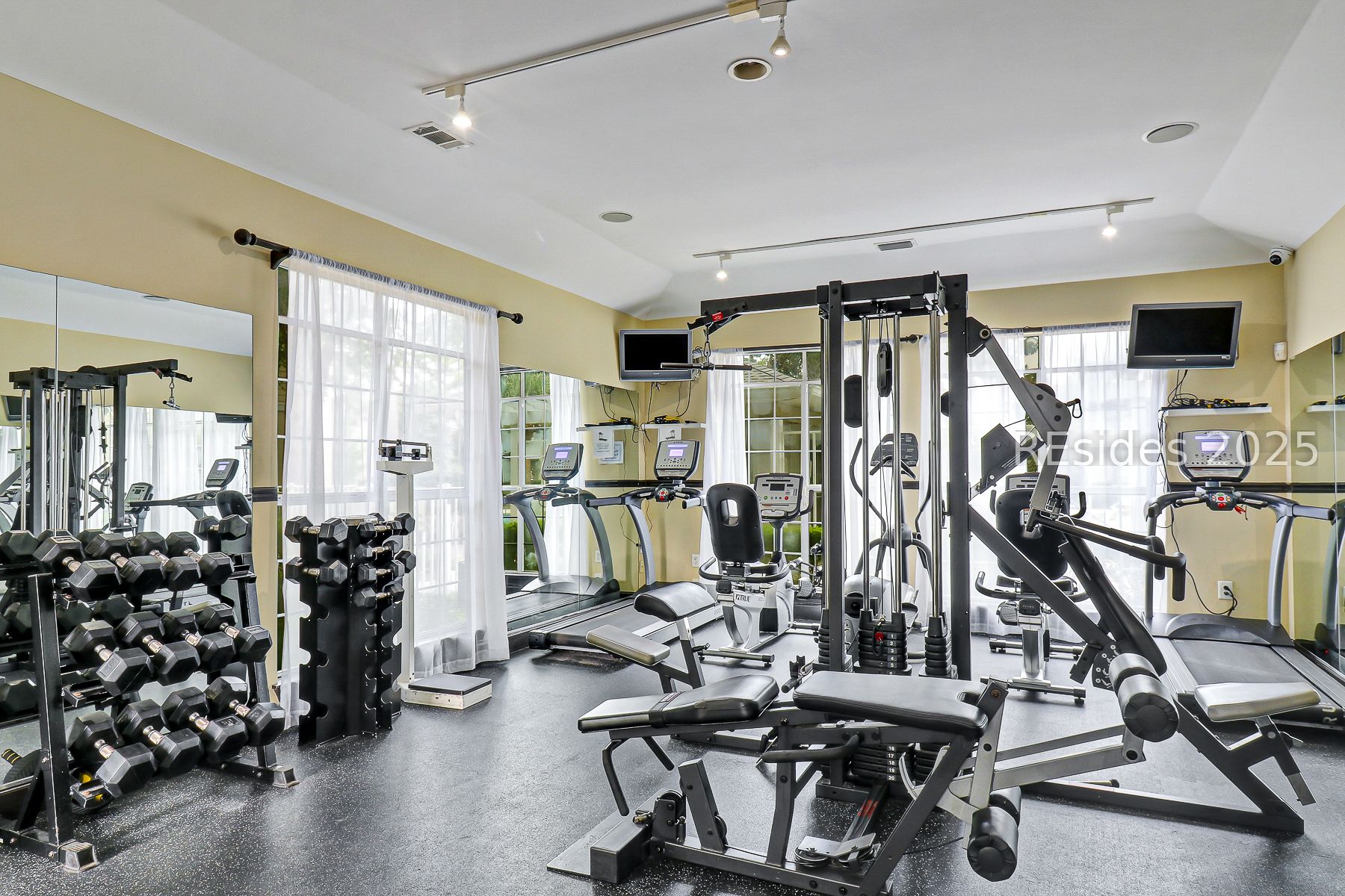 380 Marshland Road, Unit H27 Hilton Head Island, SC 29926 - Photo 31 of 36 Summer House Fitness Center 2