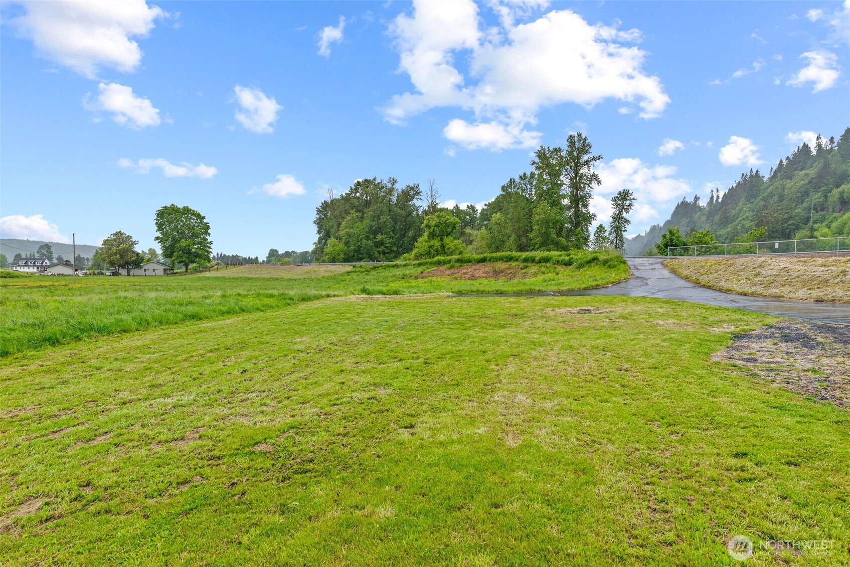 8203 Willow Grove Road Longview, WA 98632 - Photo 30 of 31