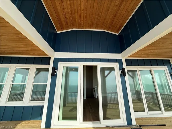 $3,400,000 | 3048 Island Drive, North Topsail Beach, NC 28460