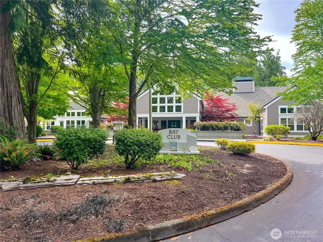 $436,500 | 60 Fairway Lane, Unit D, Port Ludlow, WA 98365