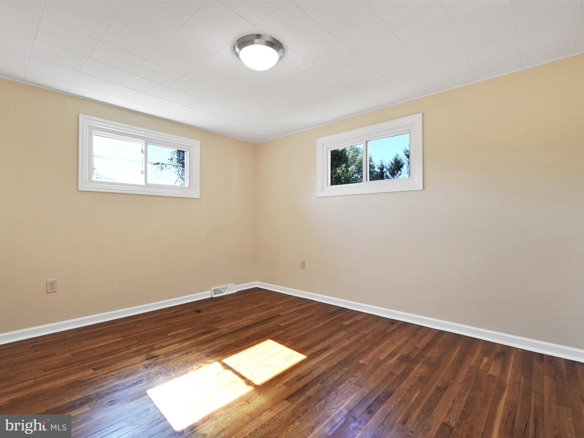 3207 Brookfield Road Harrisburg, PA 17109 - Photo 17 of 28 Gallery Image 17