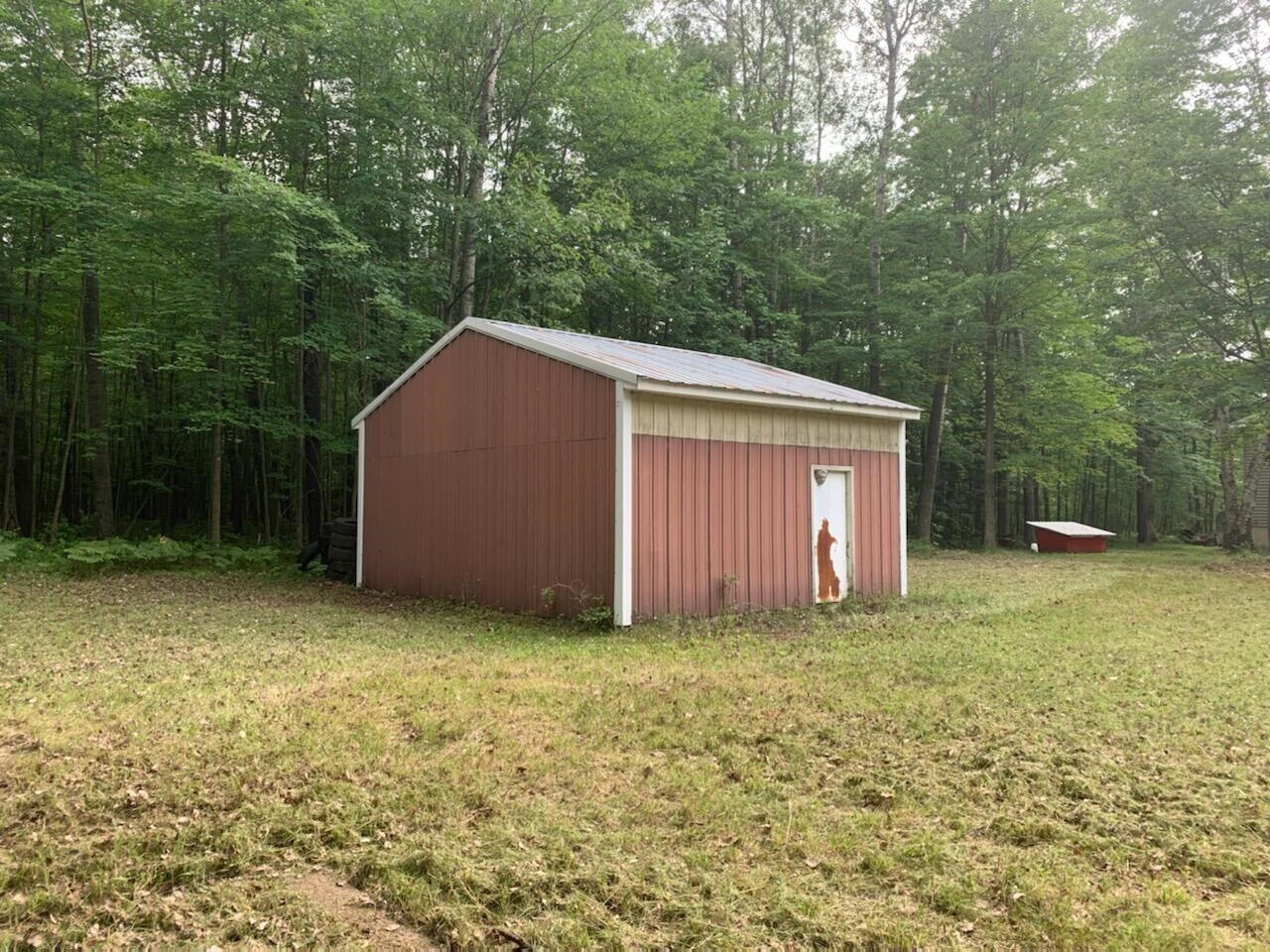 12191 Timber Trail Rodney, MI 49342 - Photo 4 of 5 20231130233120566291000000-o