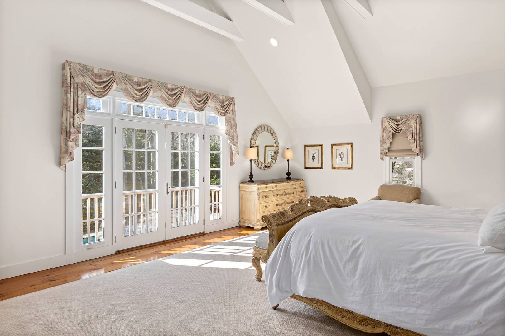 131 Merchants Path Wainscott, NY 11937 - Photo 9 of 15