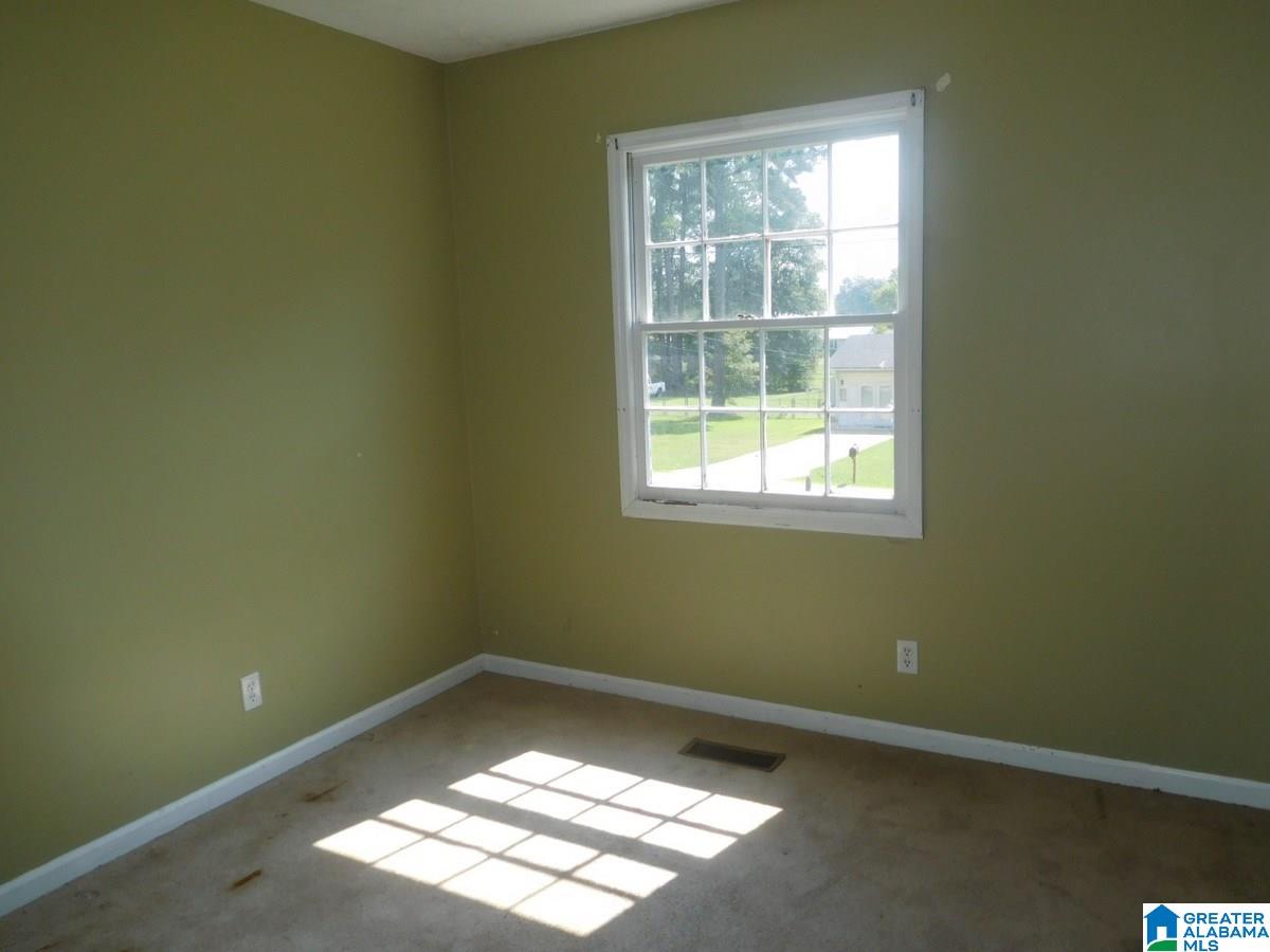 805 South 2nd Street Oneonta, AL 35121 - Photo 15 of 21