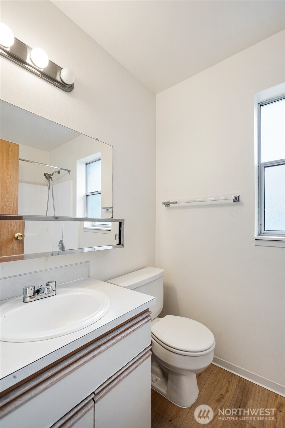 709 North 95th Street Seattle, WA 98103 - Photo 11 of 13 Gallery Image 11
