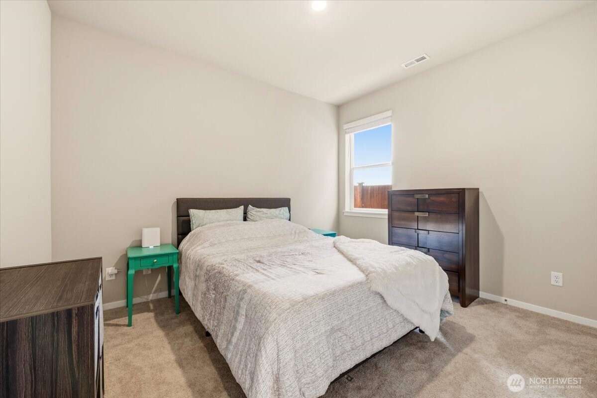 1106 Southwest Pendleton Way Port Orchard, WA 98367 - Photo 16 of 40