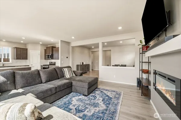 $609,900 | 1106 Southwest Pendleton Way, Port Orchard, WA 98367