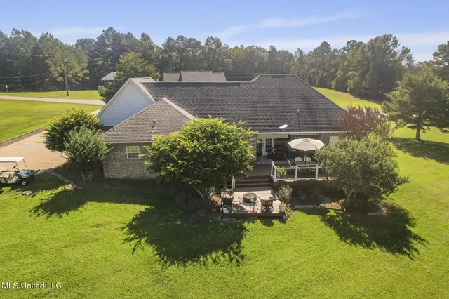 $340,000 | 1011 Rolling Oaks Drive, McComb, MS 39648