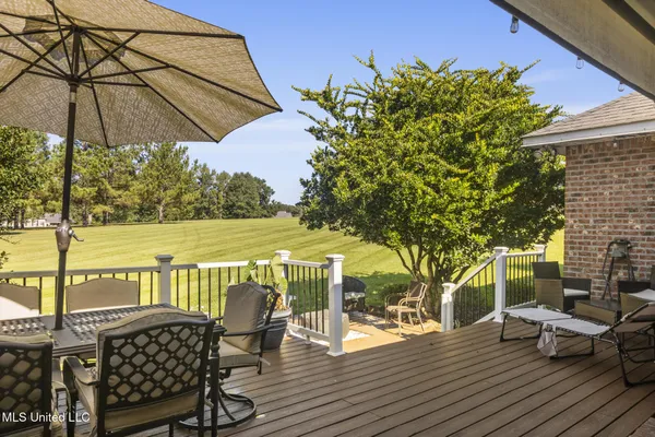 $329,000 | 1011 Rolling Oaks Drive, McComb, MS 39648