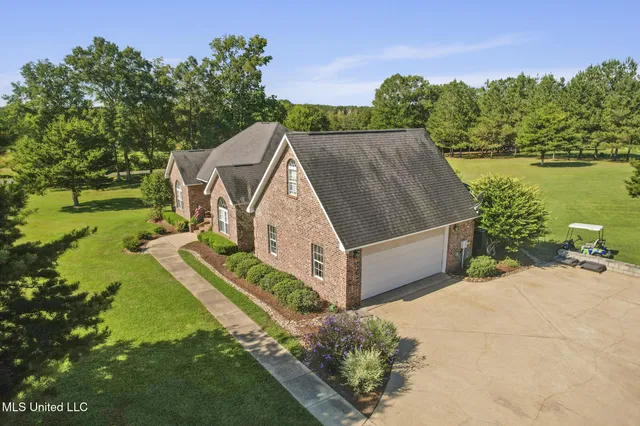 $340,000 | 1011 Rolling Oaks Drive, McComb, MS 39648