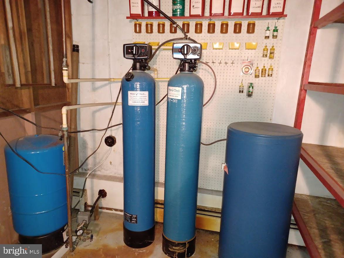 1819 Division Road Pasadena, MD 21122 - Photo 23 of 26 Water treatment system