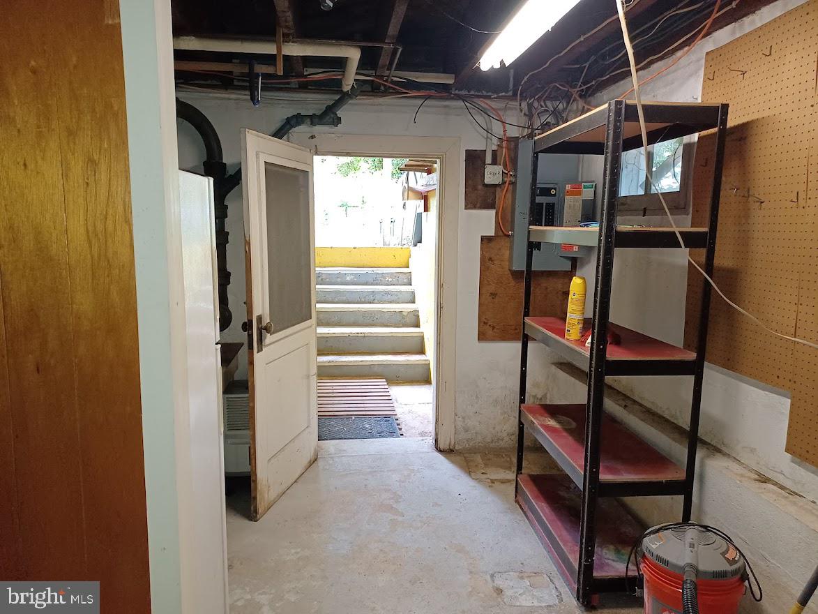 1819 Division Road Pasadena, MD 21122 - Photo 25 of 26 Outside Exit to back yard