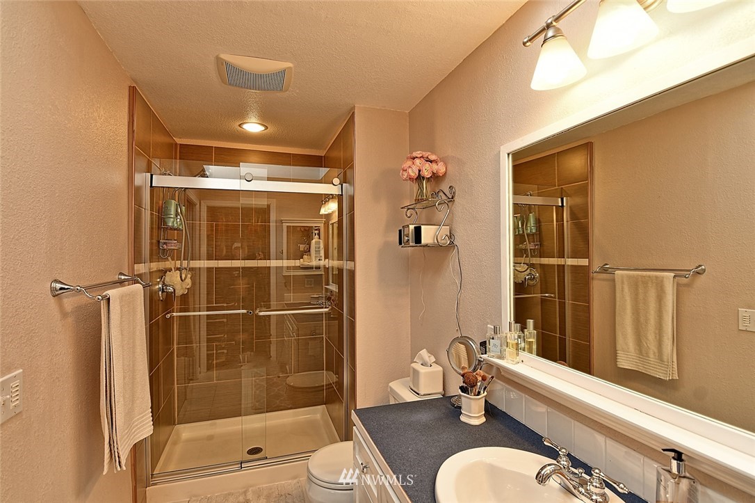 1102 235th Place Southwest Bothell, WA 98021 - Photo 12 of 22