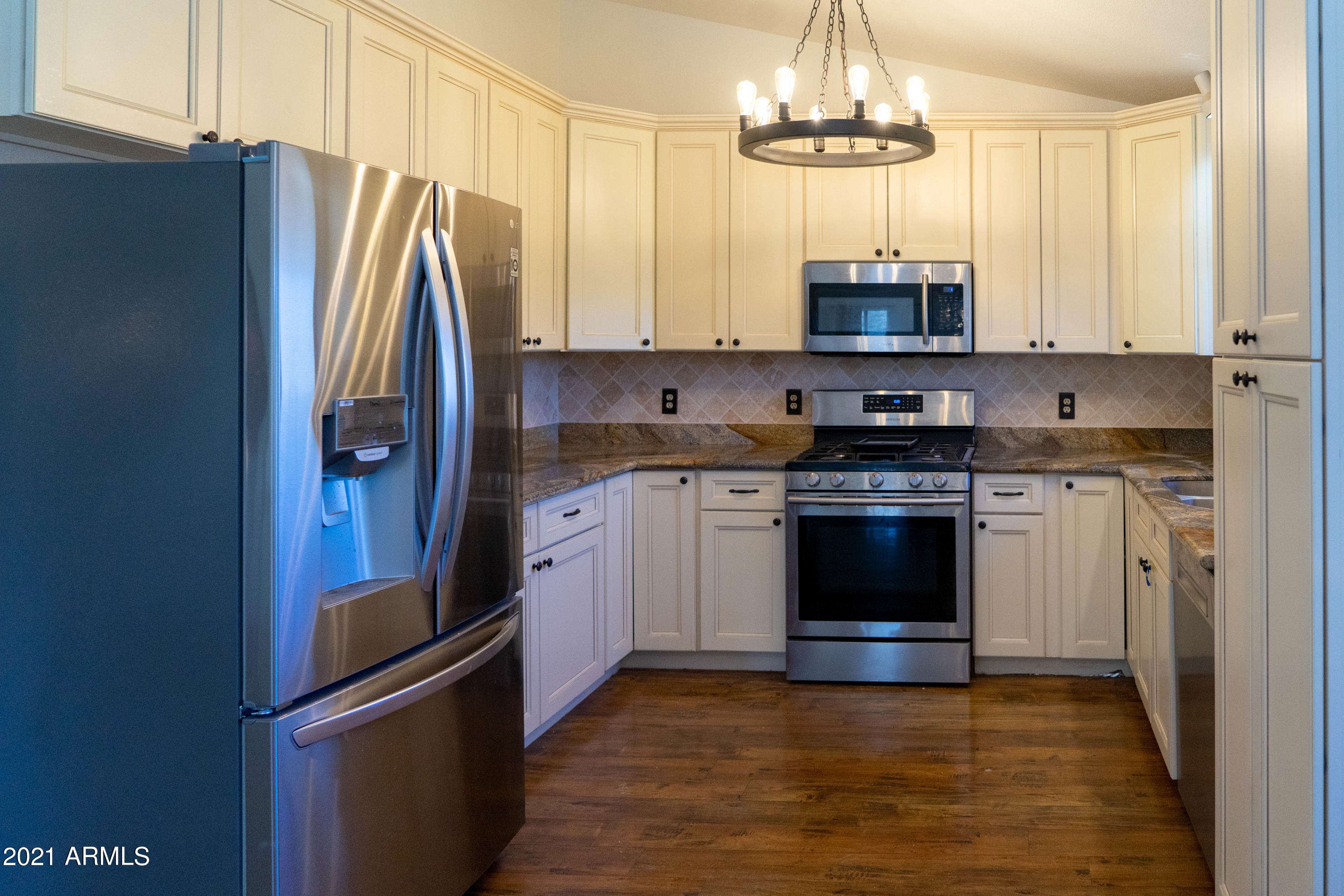 8926 West Ocotillo Road Glendale, AZ 85305 - Photo 8 of 33 _DSC6121