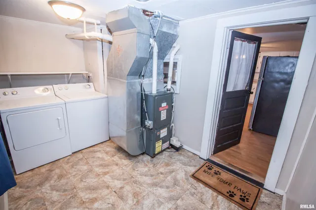 $99,900 | 1479 Knoxville Road, Lynn Center, IL 61262