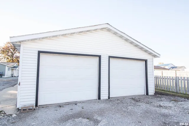 $99,900 | 1479 Knoxville Road, Lynn Center, IL 61262