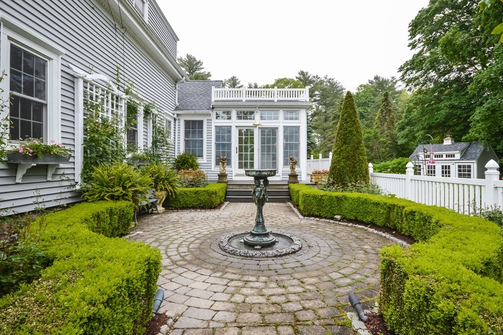 251 Converse Road Marion, MA 02738 - Photo 3 of 30