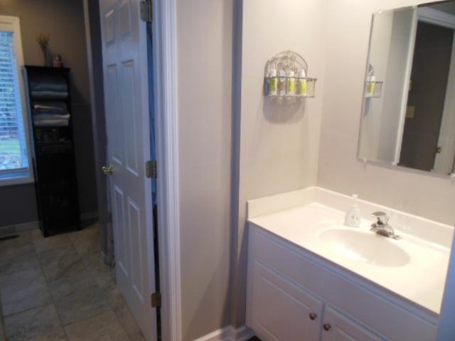 3640 Bushdale Road Roanoke, VA 24014 - Photo 19 of 36 DSCN3408