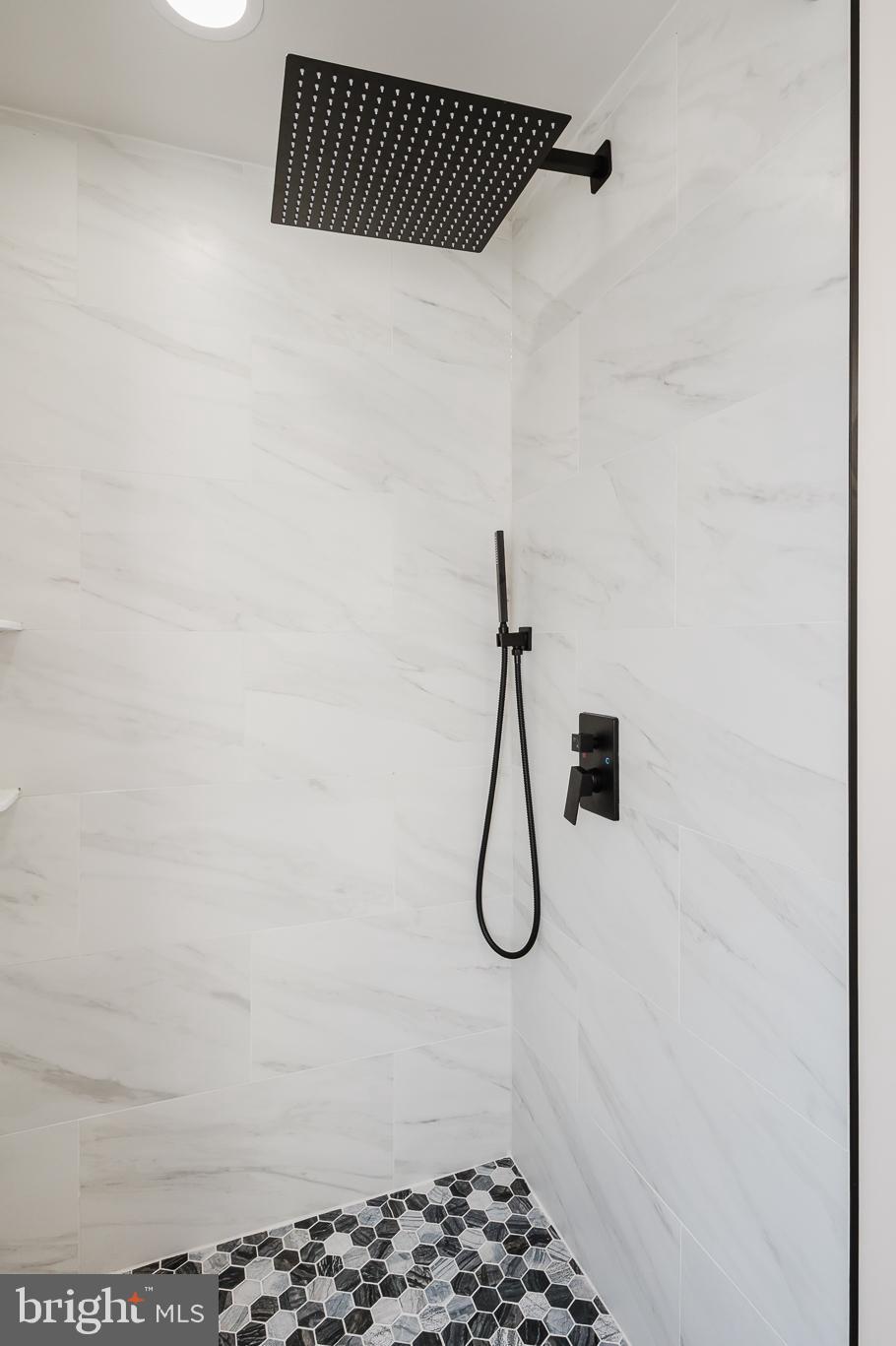 16506 Dubbs Road Sparks Glencoe, MD 21152 - Photo 13 of 72 Primary Bath